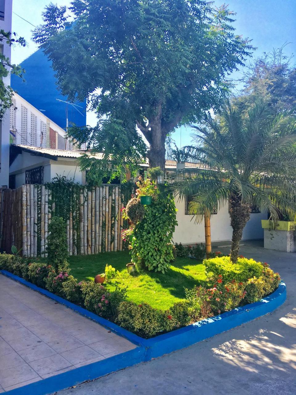 Hostal Albatros Manta Exterior foto